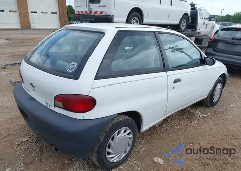 2000 Chevrolet Metro z USA, uszkodzony, nr VIN 2C1MR2263Y6702415